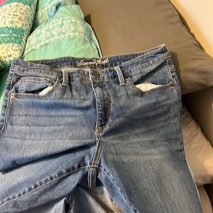 Universal Thread skinny jeans.